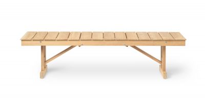 Helle Holzbank für den Außenbereich, Mogensen Bank von Carl Hansen & Søn, Gartenmöbel.